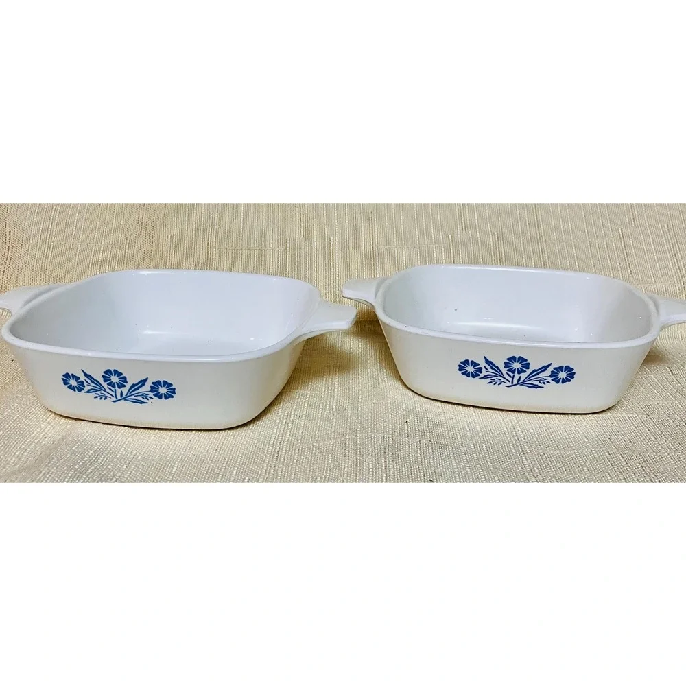 Corning Ware Petite Pan Set Unisex OS White Excellent Blue Cornflower P-41 2pc